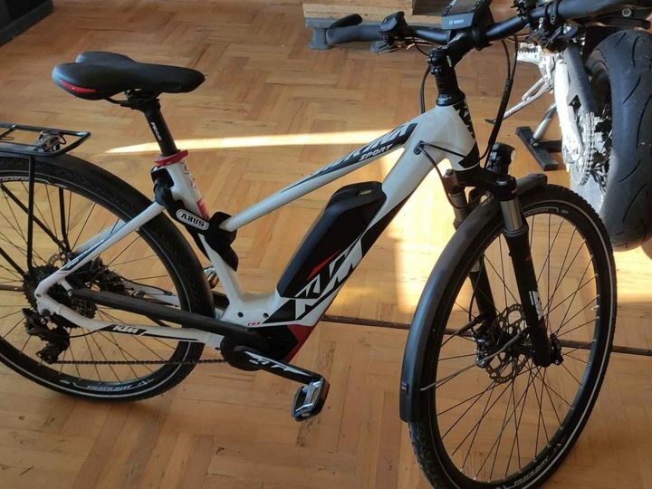 Használt KTM macina sport elektromos trekking városi ebike pedelec e-bike kerékpár bicikli eladó
